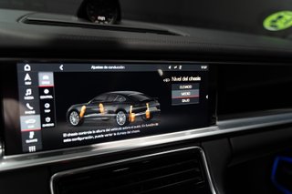 Porsche Panamera 2020