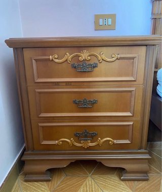 Camera da letto in legno massello