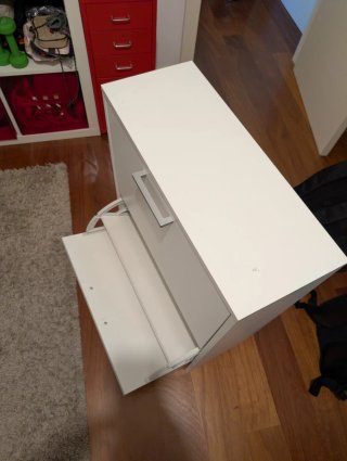 Zapatero madera blanco. Capacità per 10-12