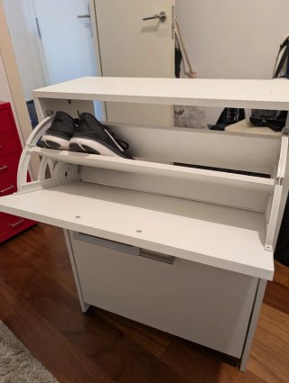 Zapatero madera blanco. Capacità per 10-12