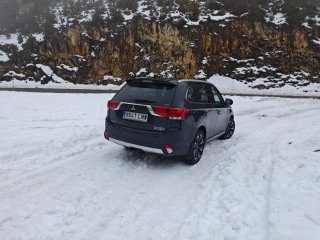 Mitsubishi Outlander 2016
