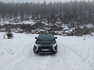 Mitsubishi Outlander 2016