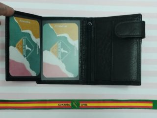 CARTERA MONEDERO PIEL DISEÑO GC + REGALO PULSERA