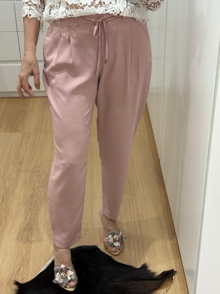 Pantalones rosas de vestir