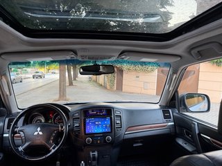 Mitsubishi Montero 2008