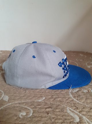 Gorra Boston Talla M Visera Plana Gris/Azul