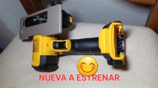 Radial amoladora mini DeWalt DCS438N