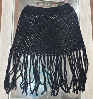 Falda crochet Pull&Bear negra flecos talla única