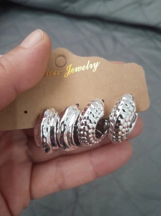 Pendientes plateados
