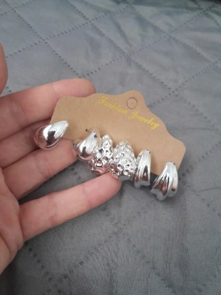 Pendientes plateados