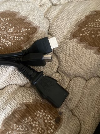 Ps4 Pro + Mando + Cables