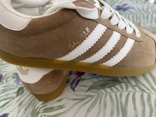 “Adidas” Gazelle Beige/Blanco Talla 40