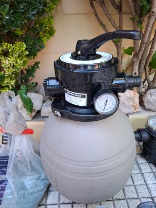 Cloradora Salina Intex ECO5220 con depuradora