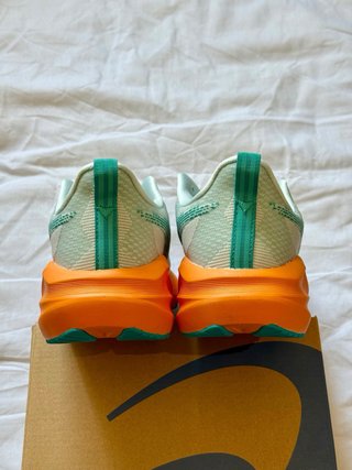 ASICS Novablast 5 Talla 44 EUR