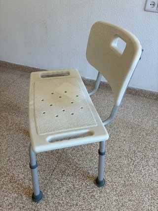 Silla baño para personas con movilidad reducidad