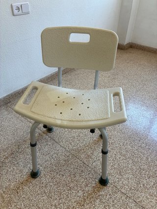 Silla baño para personas con movilidad reducidad