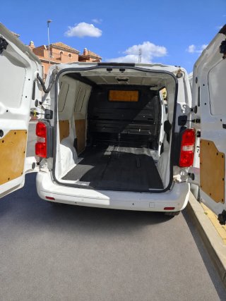 Peugeot e-Expert 2017