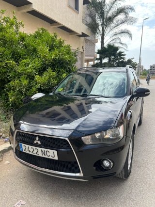 mitsubishi outlander  outlander  2011