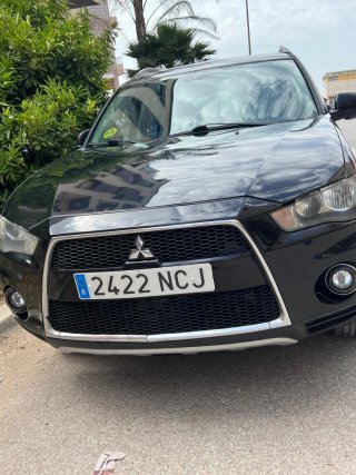 mitsubishi outlander  outlander  2011