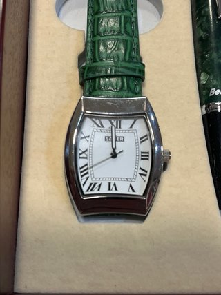 Juego Reloj y 2 Bolígrafos Verdes