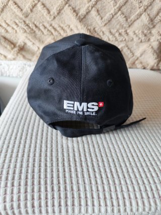 Gorra Negra GBT