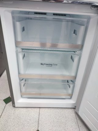 Nevera LG Acero Inoxidable 200/60cm A+++  garantía
