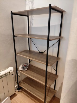 Estantería Metálica y Madera