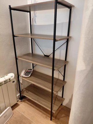 Estantería Metálica y Madera