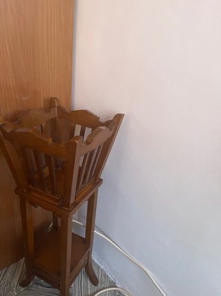 Mueble de madera decorativo