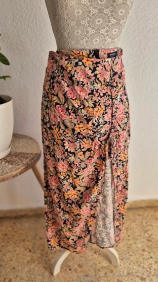 Falda Stradivarius