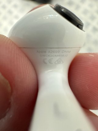 Auricular IZQUIERDO AirPods Pro 2 (Averiado)
