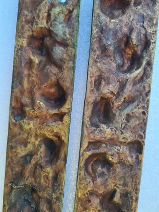 Coppia Fregi Metallo Rose e Foglie