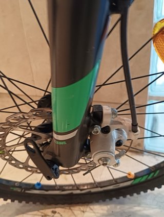 Bicicleta B'TWIN 24 Negra y Verde
