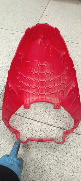 Guardabarros delantero Peugeot Django Rojo