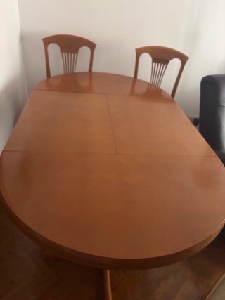 Mesa redonda cerezo extensible y 4 sillas