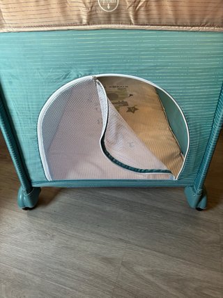 Cuna de viaje plegable