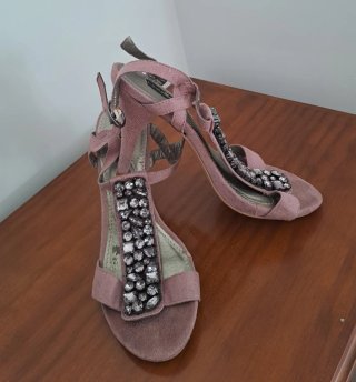 Sandalias LAMA vintage rosas con pedrería