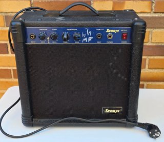 Amplificador Guitarra Storm AK15G