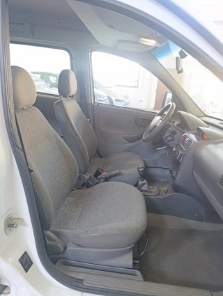 Opel Combo 2004