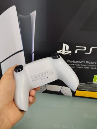 PS5 SLIM DIGITAL 1TB