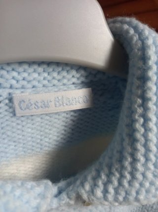 Chaqueta bebé punto azul y blanco Cesar Blanco