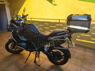 BMW R1200GS Adventure Negra y Plata
