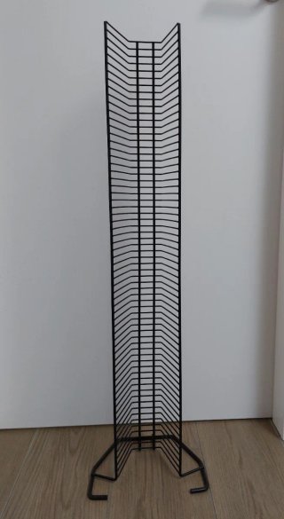 Torre para CDs metálica negra