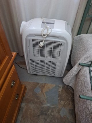 Pinguino Frío/Calor De'Longhi 2200 Frigorías
