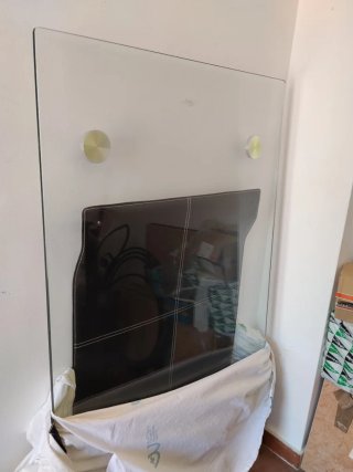 Juego de 4 sillas de comedor y mesa de cristal