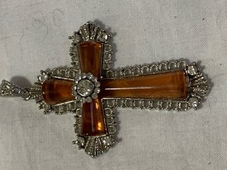 Colgante Cruz Vintage Plateado Naranja