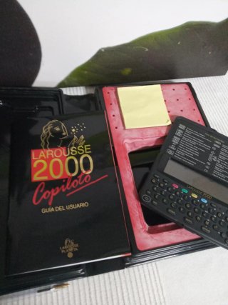 Enciclopedia digital Larousse 2000 W11