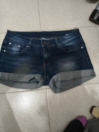 Pantalón corto vaquero azul