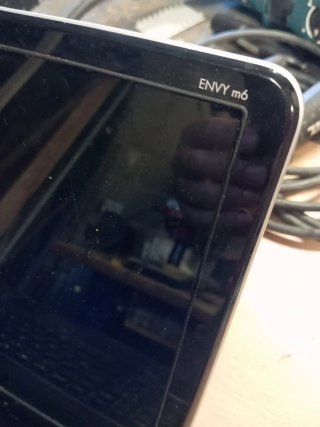 Portátil HP Envy Negro y Plateado