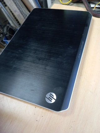 Portátil HP Envy Negro y Plateado
